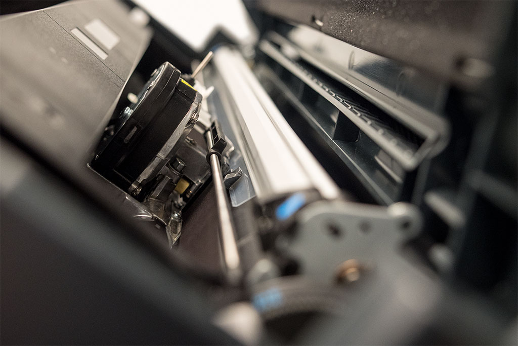 S809高速针式打印机的打印头和色带